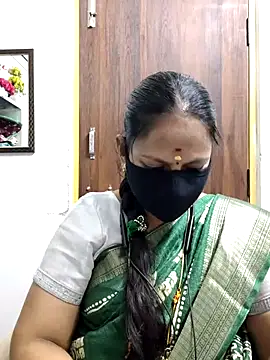 Queen-Neha online show from May 13, 5:32 pm