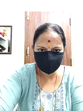 Queen-Neha online show from May 14, 11:50 am