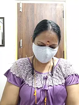 Queen-Neha online show from May 22, 6:35 pm