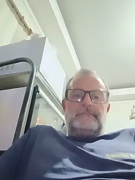 nard53 online show from May 15, 11:56 pm