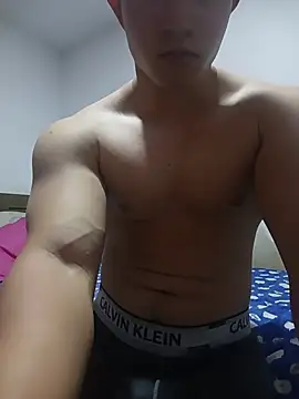 andrdosfn online show from July 24, 1:36 am