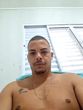 Snapshot of CLARO123F chatting on May 28, 12:02 pm CLARO123F online show from May 28, 12:02 pm
