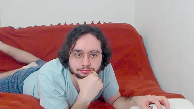 Snapshot of eren_jaeger2000 chatting on November 20, 4:45 am eren jaeger2000 online show from November 20, 4:45 am