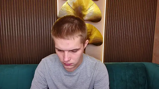 Piter Ward online show from November 26, 8:32 pm