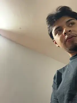 Snapshot of VioleeSaenz chatting on February 20, 6:26 am VioleeSaenz online show from February 20, 6:26 am