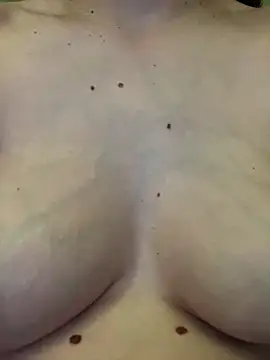 bettyButterfly online show from June 26, 8:13 pm