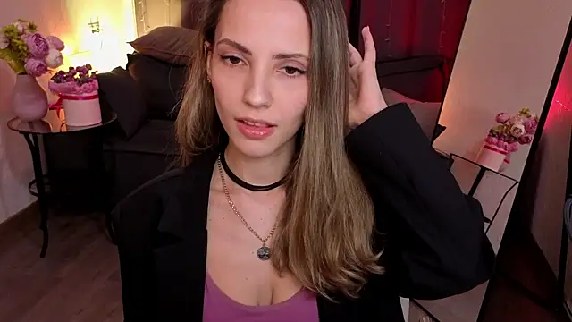 amelia meili online show from March 3, 1:50 pm