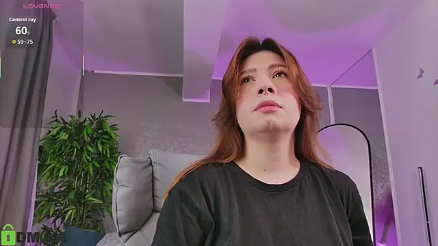 Snapshot of AmberRosewood chatting on February 16, 5:03 am AmberRosewood online show from February 16, 5:03 am