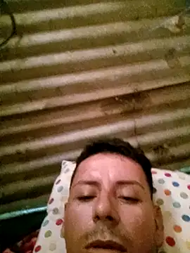 Snapshot of juunioreest chatting on November 18, 12:42 pm juunioreest online show from November 18, 12:42 pm