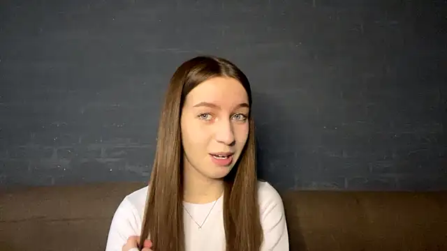 CindaWinn online show from November 20, 8:03 am