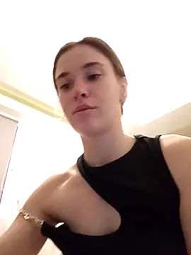 BarniLili online show from December 3, 4:16 pm