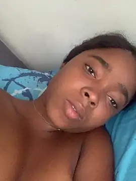 Snapshot of LunaSP99 chatting on December 1, 5:51 pm LunaSP99 online show from December 1, 5:51 pm