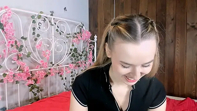 KristleKirst online show from November 29, 8:17 am