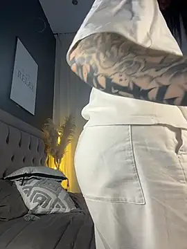 Tattitude  online show from April 17, 10:40 am