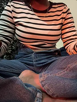 kabitaKumari1 online show from January 11, 2:55 pm