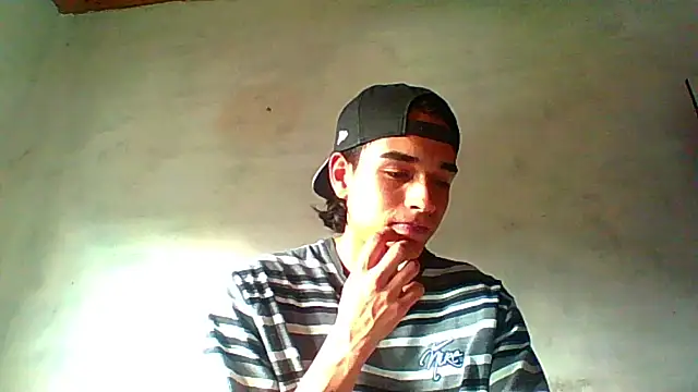 Snapshot of teoo_11 chatting on February 4, 9:09 pm teoo 11 online show from February 4, 9:09 pm