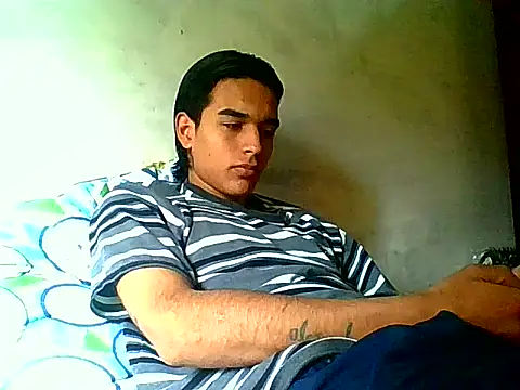 Snapshot of teoo_11 chatting on February 8, 6:22 pm teoo 11 online show from February 8, 6:22 pm