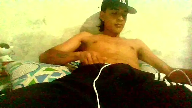 Snapshot of teoo_11 chatting on February 18, 12:50 am teoo 11 online show from February 18, 12:50 am