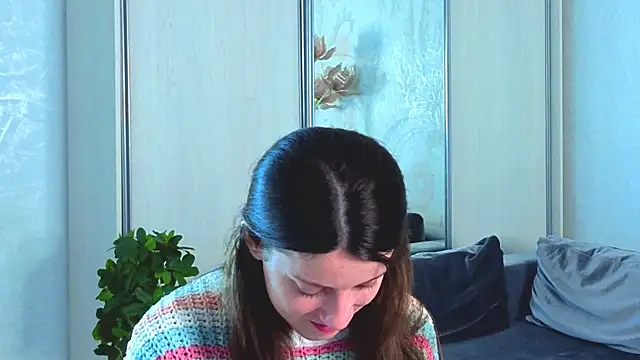 VelvetNyxen online show from November 25, 8:03 am