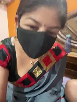Snapshot of cutestpearl chatting on May 29, 7:23 pm cutestpearl online show from May 29, 7:23 pm