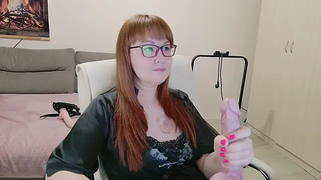 Foxy-lady online show from October 22, 7:35 pm