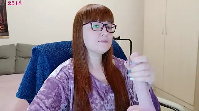 Foxy-lady online show from April 17, 9:45 am