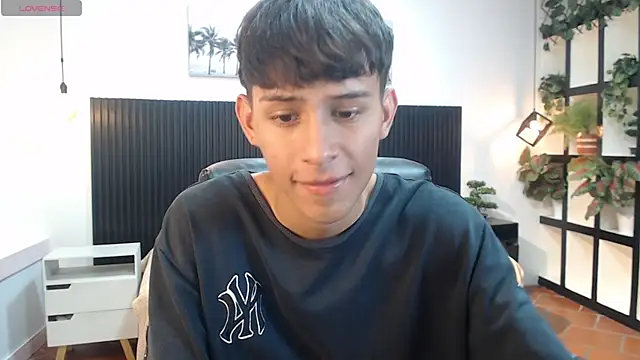 DraxBlade09 online show from December 18, 8:04 pm