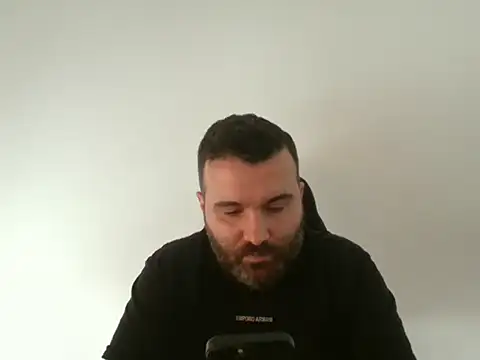 Yasinozturk3232 online show from November 20, 11:10 am