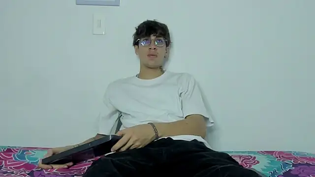 Dio  morningstar online show from February 18, 8:16 pm