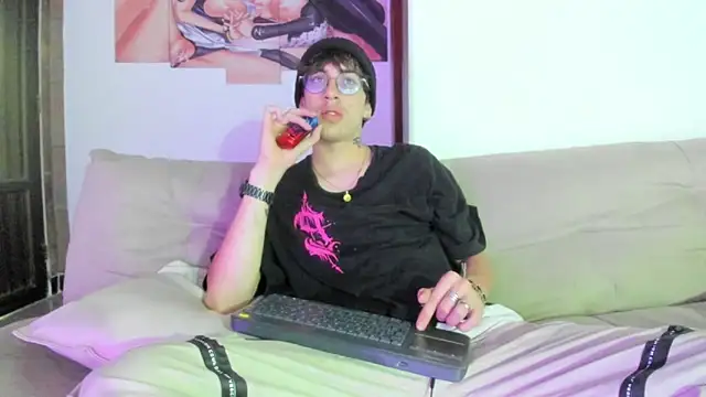 Dio  morningstar online show from April 10, 12:10 pm