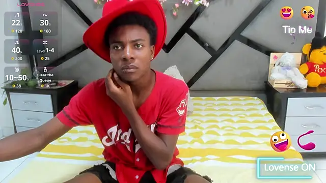 NoahJhonson69 online show from April 10, 11:26 am