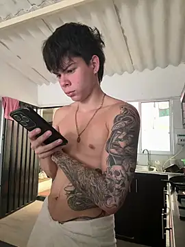 Snapshot of Handsome_boys69 chatting on July 7, 7:40 pm Handsome boys69 online show from July 7, 7:40 pm