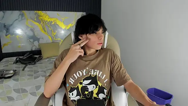 Snapshot of Sylasfrost chatting on December 1, 8:03 pm Sylasfrost online show from December 1, 8:03 pm