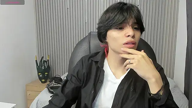 Snapshot of Sylasfrost chatting on March 16, 1:33 am Sylasfrost online show from March 16, 1:33 am