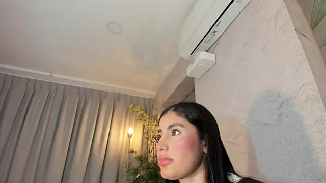IsabelaStefano online show from July 19, 3:54 am