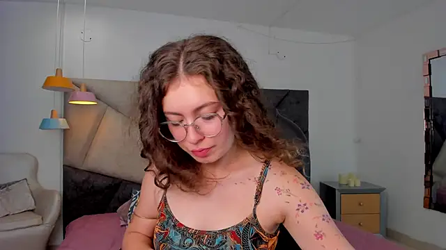 MarieTaylor  online show from March 2, 6:04 pm