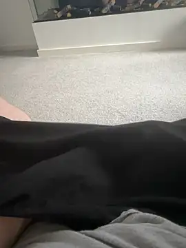 Snapshot of -bfc1882- chatting on November 23, 8:58 am -bfc1882- online show from November 23, 8:58 am