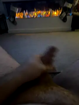 Snapshot of -bfc1882- chatting on December 1, 10:37 pm -bfc1882- online show from December 1, 10:37 pm