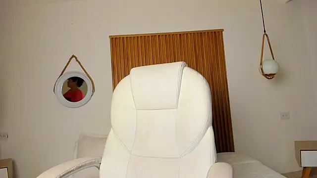 Alaska deluxe online show from February 12, 11:33 pm