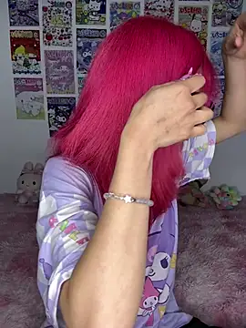 Snapshot of Valen-Foxx1 chatting on February 15, 7:51 am Valen-Foxx1 online show from February 15, 7:51 am