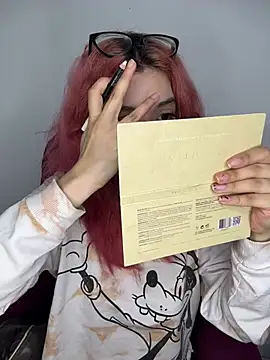 Valen-Foxx1 online show from April 12, 5:45 am