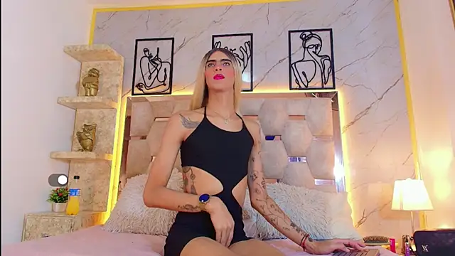 Playwithlulut 777 online show from May 12, 2:47 pm