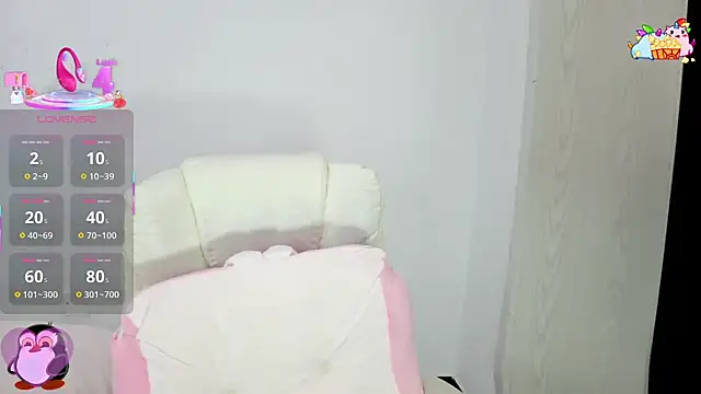 Snapshot of XIAOFENG-2025 chatting on November 20, 5:40 am XIAOFENG-2025 online show from November 20, 5:40 am