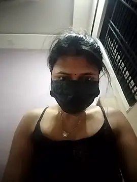 Snapshot of Hott_myraa chatting on January 10, 6:42 pm Hott myraa online show from January 10, 6:42 pm