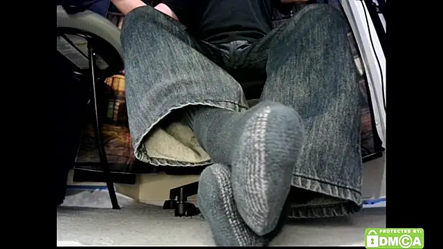 justshutupandwatch online show from February 9, 6:56 pm