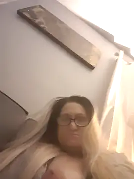 Snapshot of ccrider69_ chatting on November 19, 11:21 am ccrider69 online show from November 19, 11:21 am