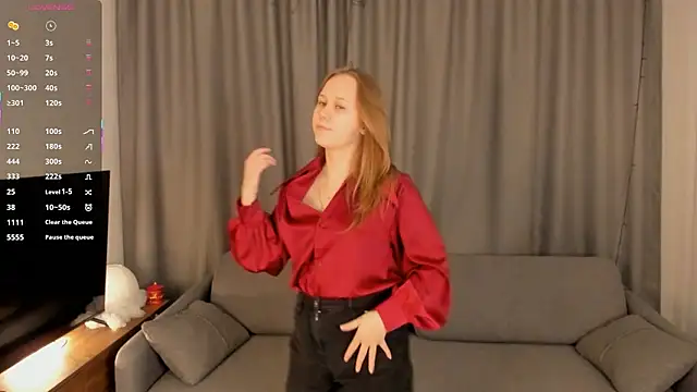 VoidElaris online show from February 17, 8:15 pm