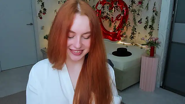 AirySilhouette online show from February 18, 10:11 am