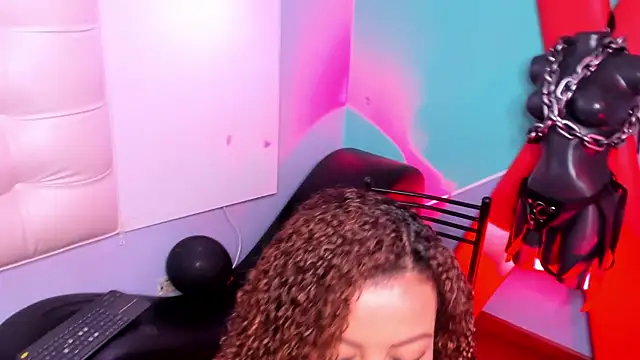 ArhyFoxx1 online show from February 12, 12:00 pm