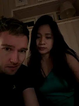 Snapshot of Spice2x chatting on November 26, 10:00 pm Spice2x online show from November 26, 10:00 pm